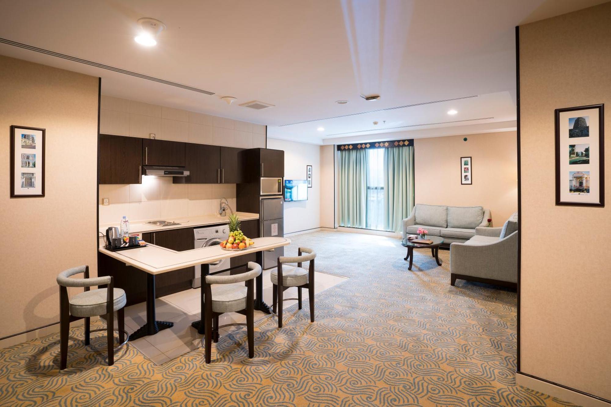 Awaliv International Hotel Ta'if Camera foto A typical apartment at the Park