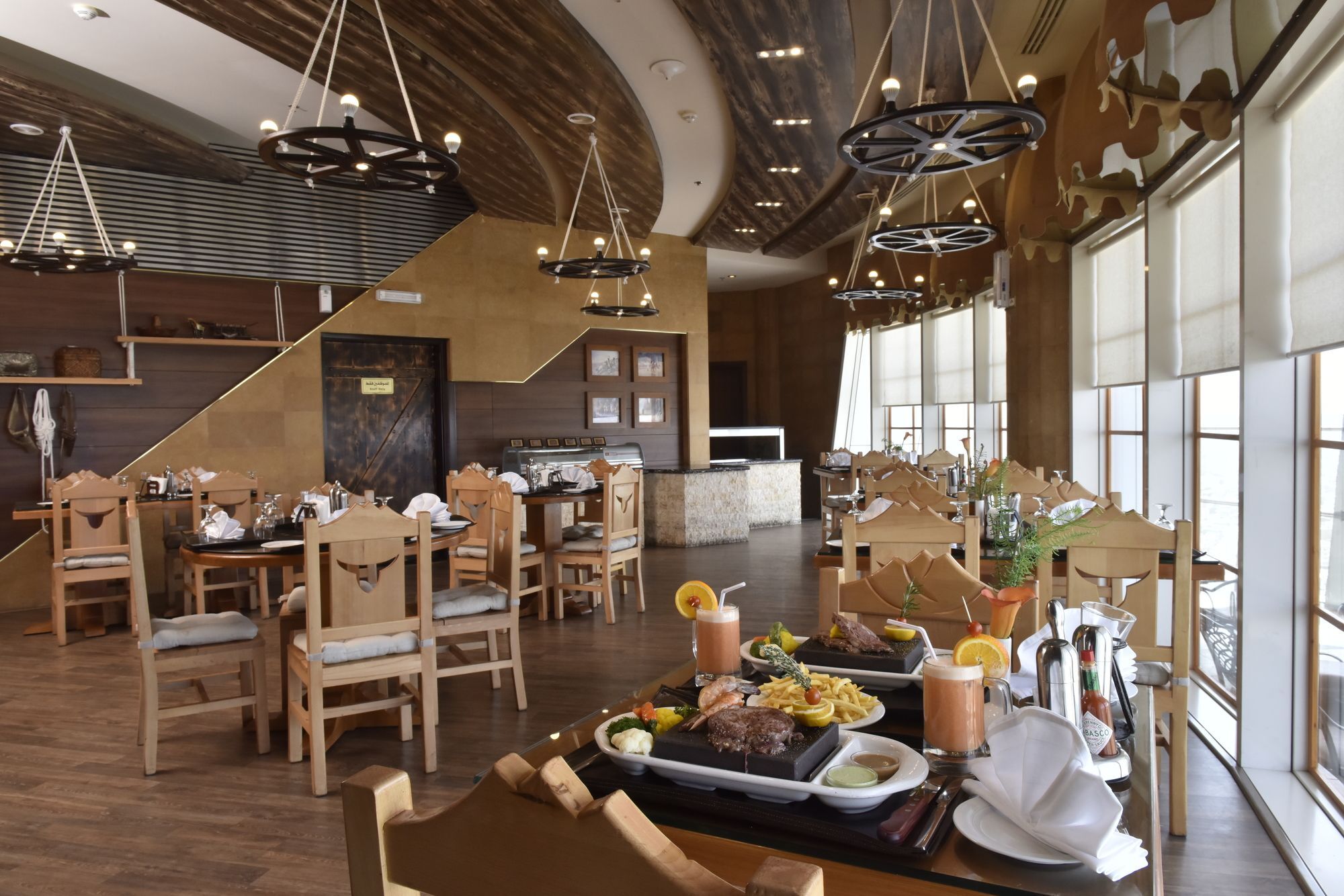 Awaliv International Hotel Ta'if Esterno foto The restaurant