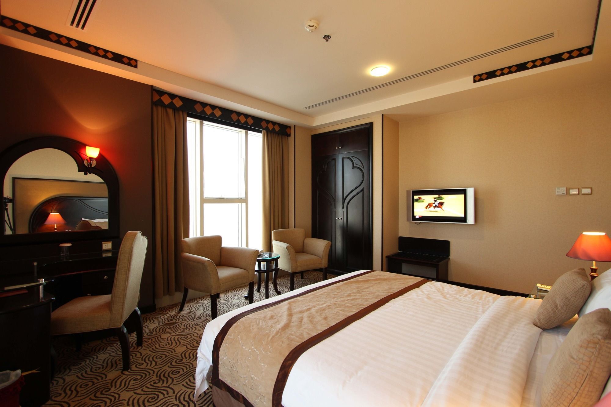 Awaliv International Hotel Ta'if Esterno foto A room at the hotel